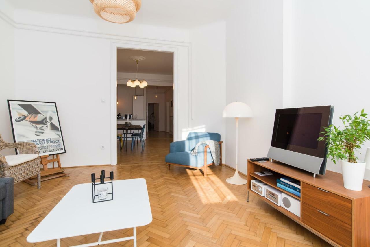 Klauzal Apartment W/3 Bedrooms, French Balcony Budapešť Exteriér fotografie